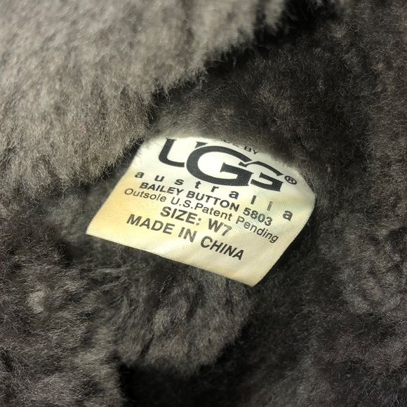 Uggs - Picture 5 of 5